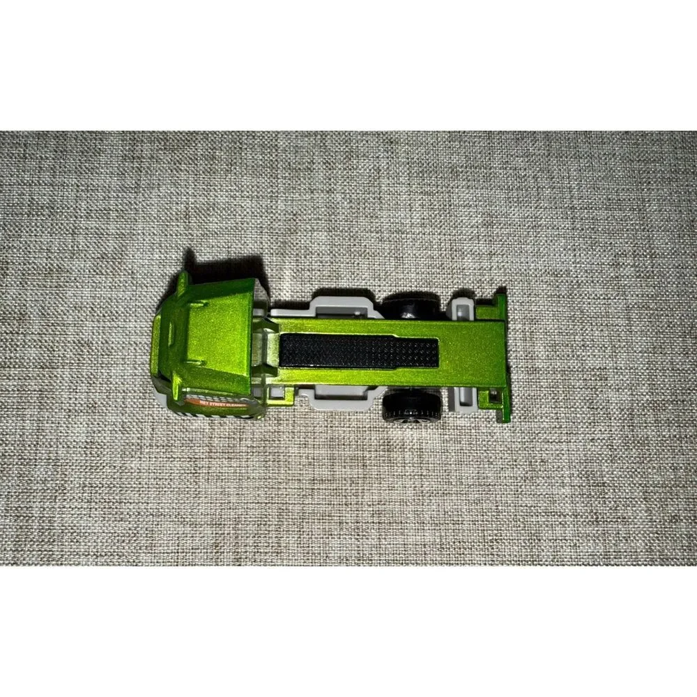 Matchbox City Services Flatbed Truck Green Diecast Toy Vehicle 2015